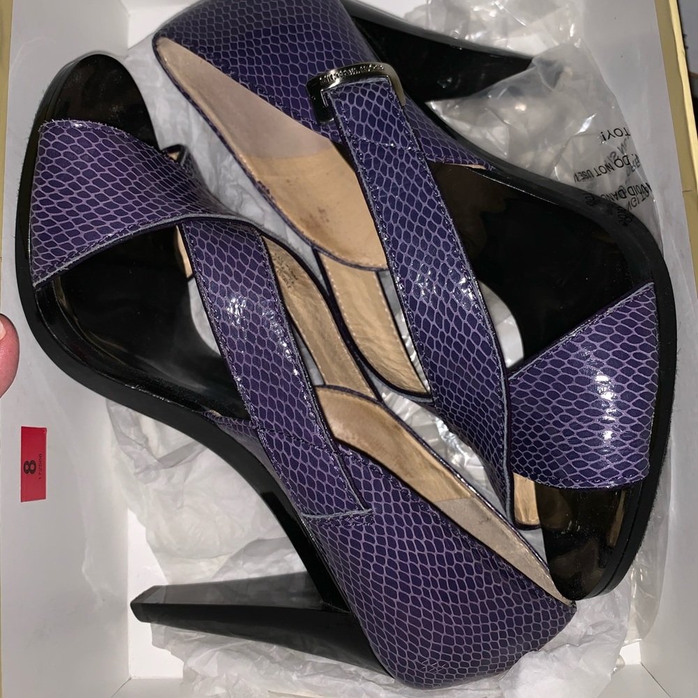Michael Kors Heels size 8 excellent used condition